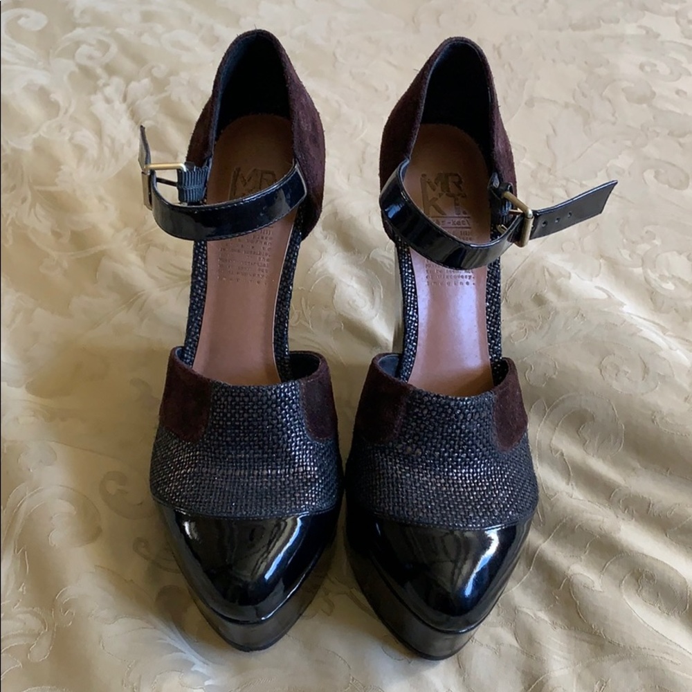 Brand new MRKT shoes